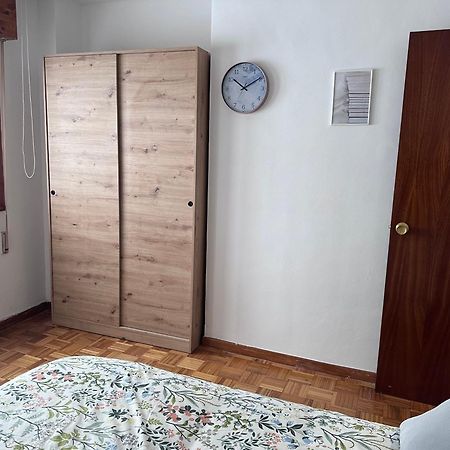 Acogedor Apartamento Con Vistas A La Catedral Y Parking Овиедо Екстериор снимка