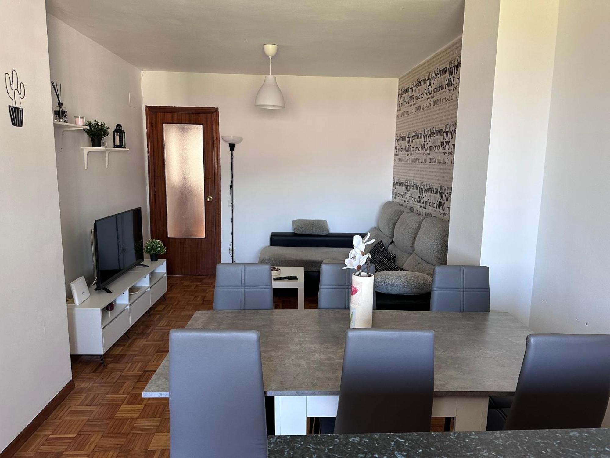 Acogedor Apartamento Con Vistas A La Catedral Y Parking Овиедо Екстериор снимка