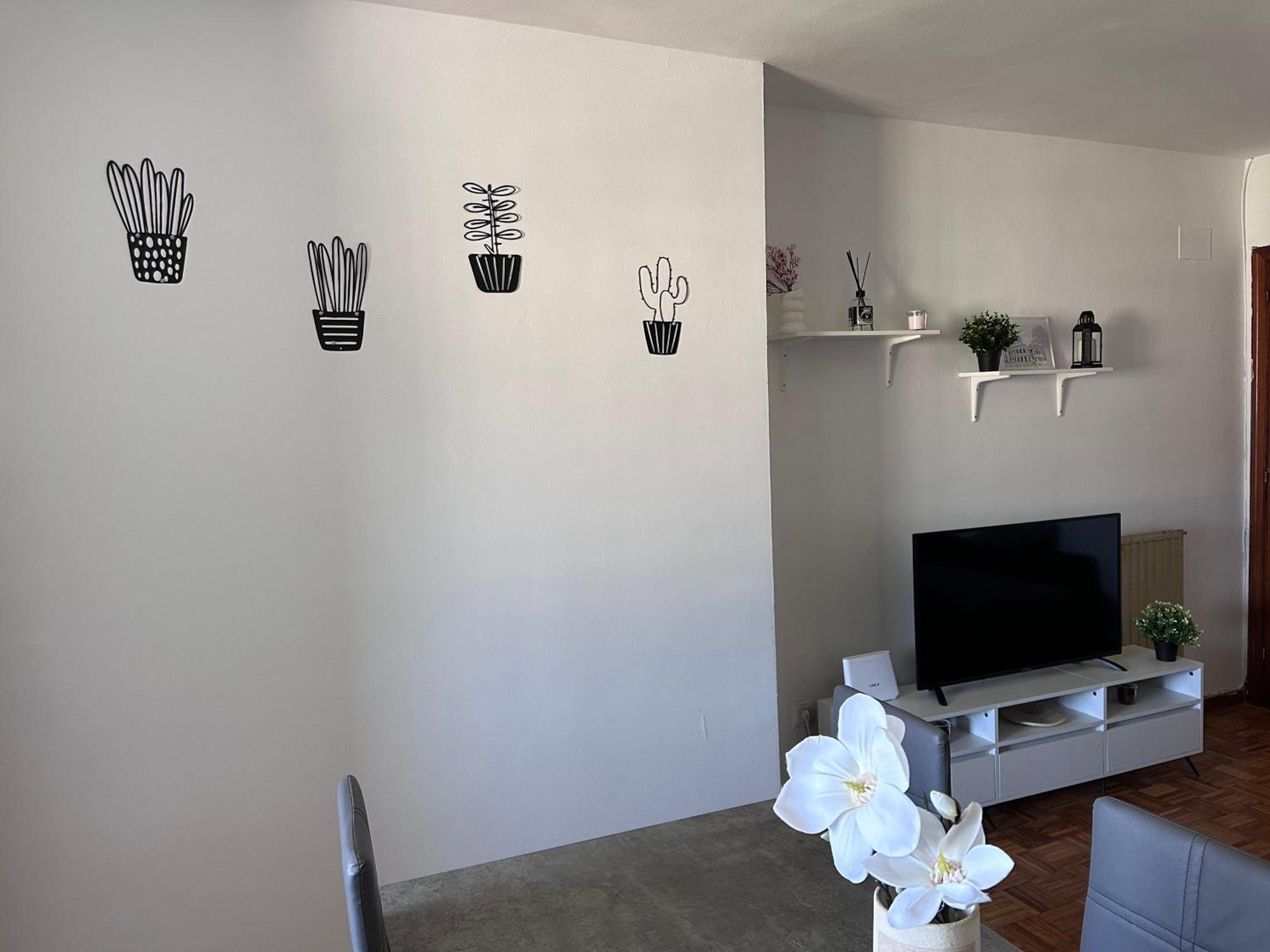 Acogedor Apartamento Con Vistas A La Catedral Y Parking Овиедо Екстериор снимка
