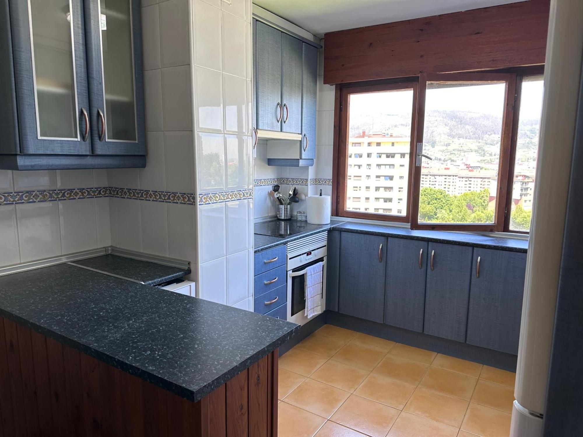 Acogedor Apartamento Con Vistas A La Catedral Y Parking Овиедо Екстериор снимка